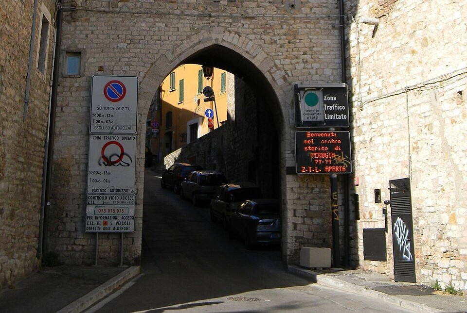 ZTL sign in Italy